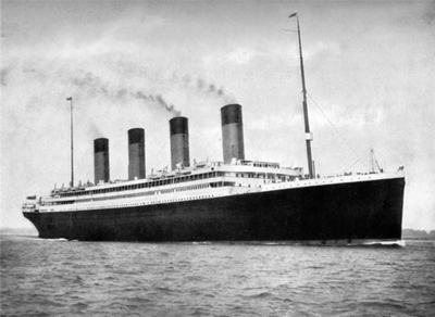 为什么泰坦尼克号会沉？泰坦尼克号沉没原因